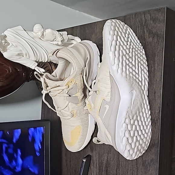 2×$50 Nike renew size 6.5 - Picture 2 of 5